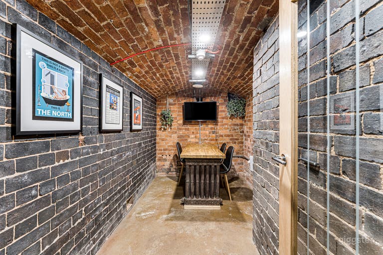  The Vault Meeting Room 