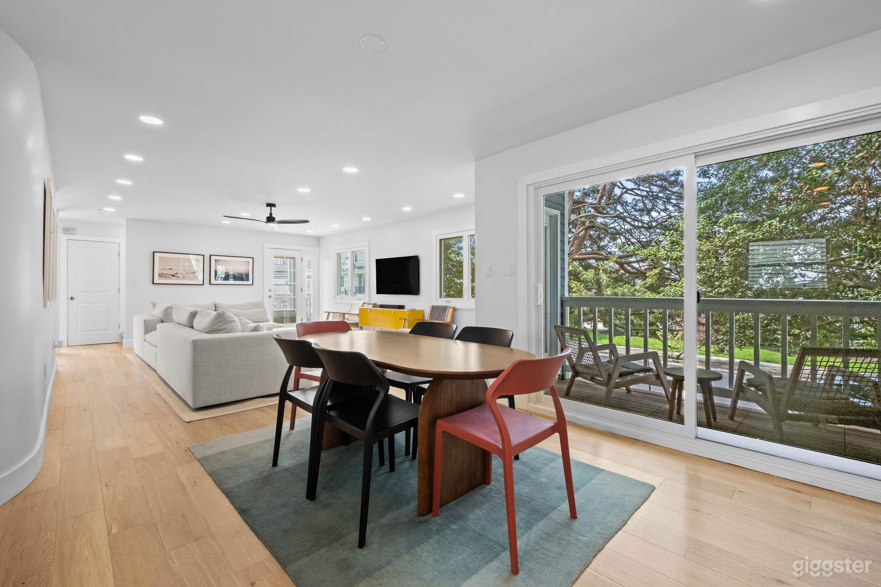 Beach Bungalow - Margate, NJ - Design Focused Photo 2