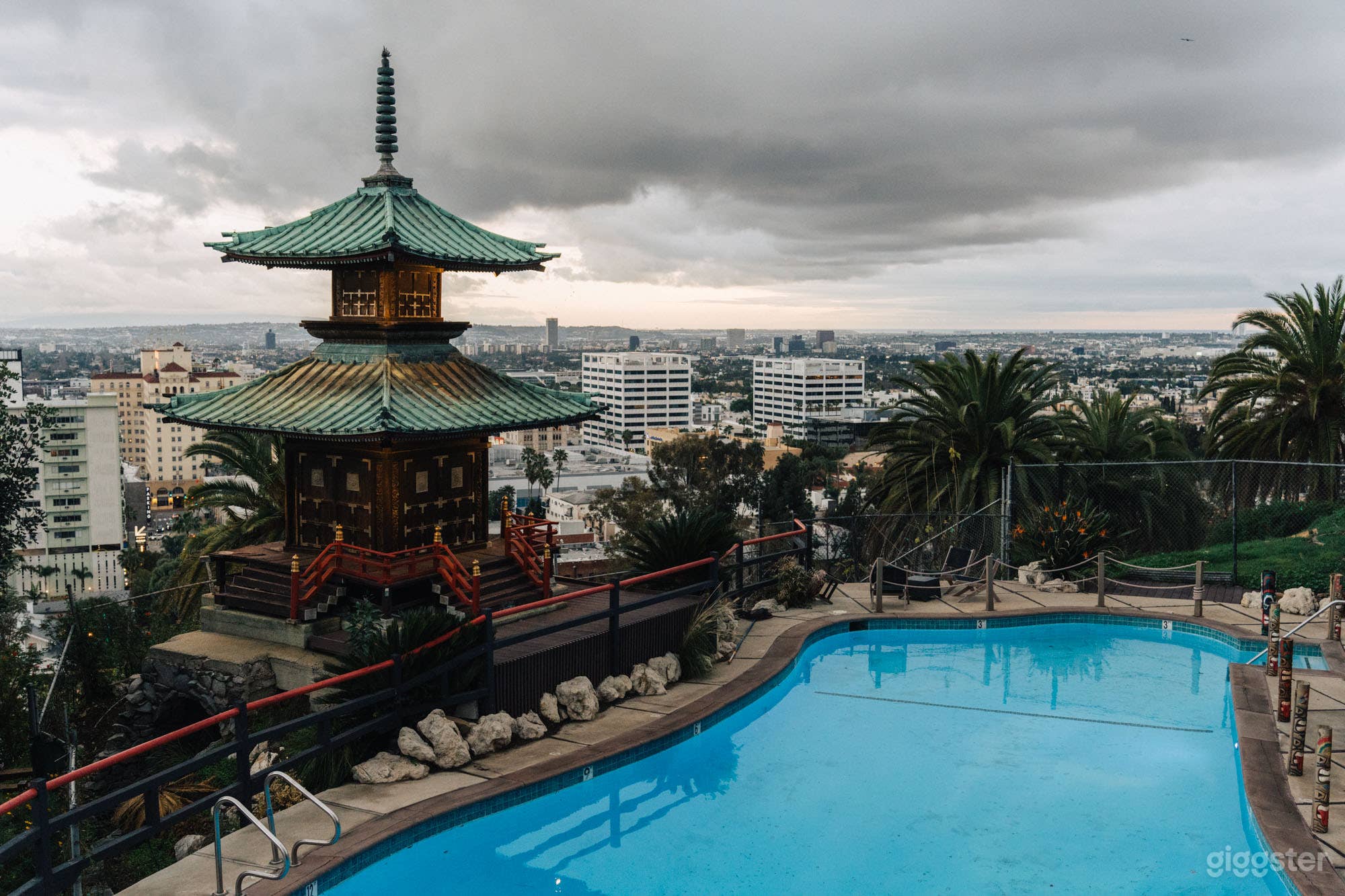 Historic Restaurant &amp; Hotel Photo 1