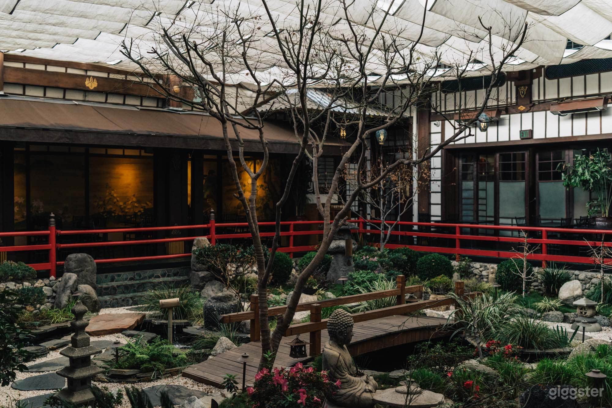 Historic Restaurant &amp; Hotel Photo 4