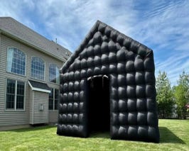  Outdoor Nightclub/Lounge  