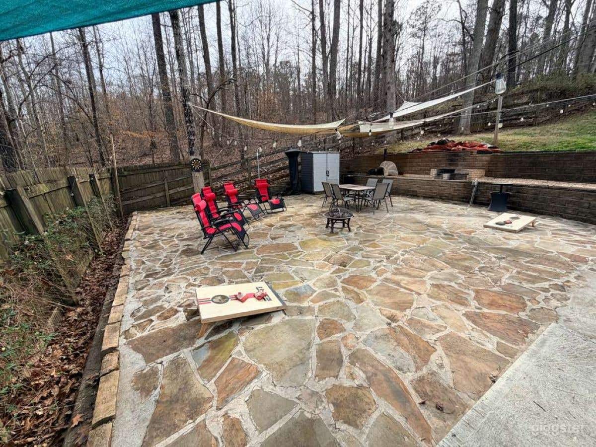 Indoor-Outdoor Venue with Private Chef Experience Optionally Photo 3