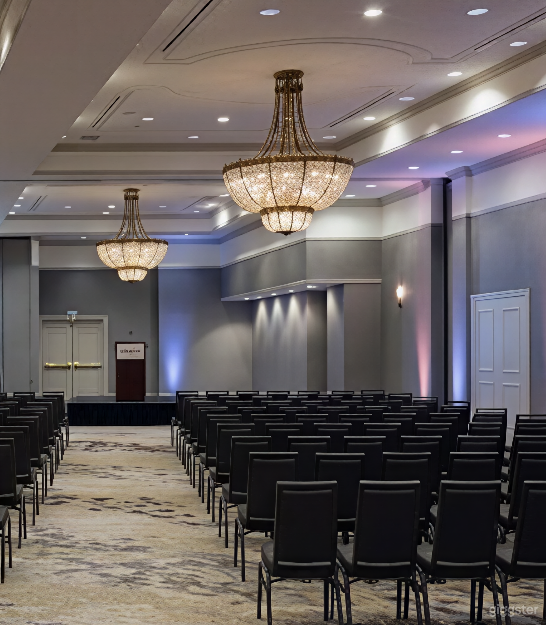 Versatile Venue for Conferences, Galas & Filming - Salon A Photo 4