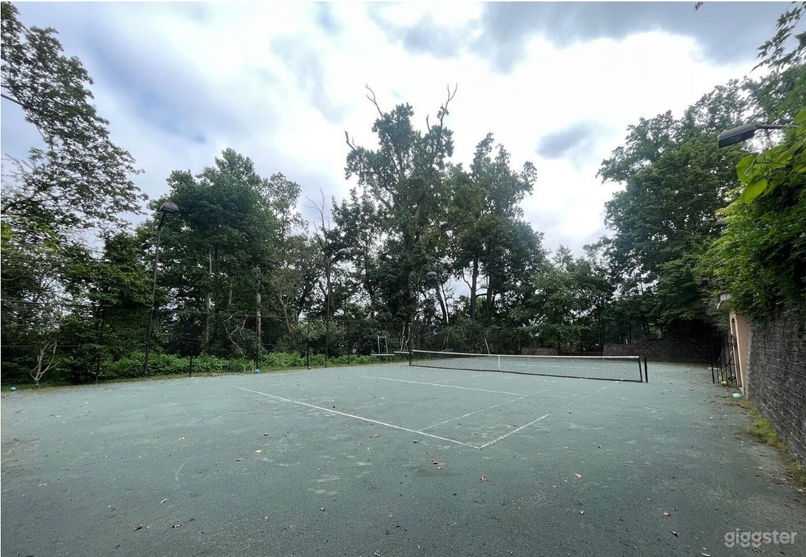 Private Tennis Court For Film And Photo shoots Photo 1