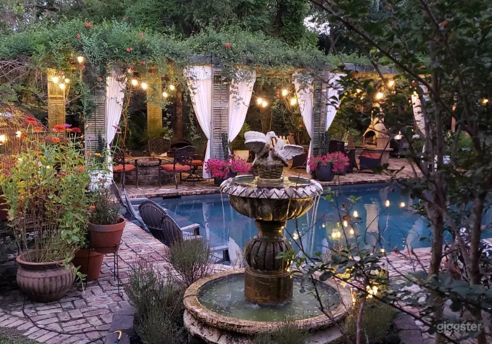 Relaxing and Zen Pool Area Photo 1