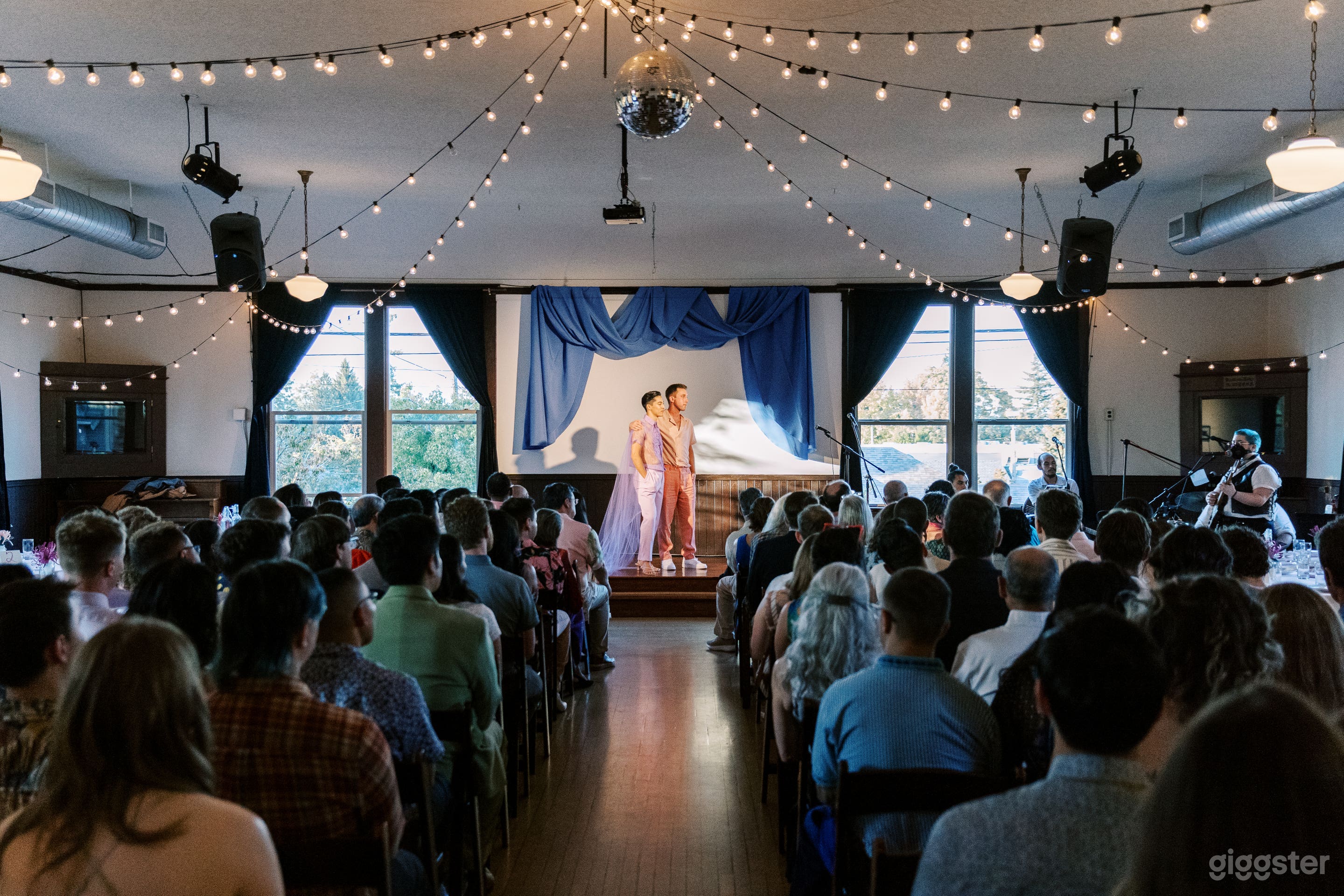Historic Ballroom: Natural Lighting &amp; In-house F/B catering Photo 1