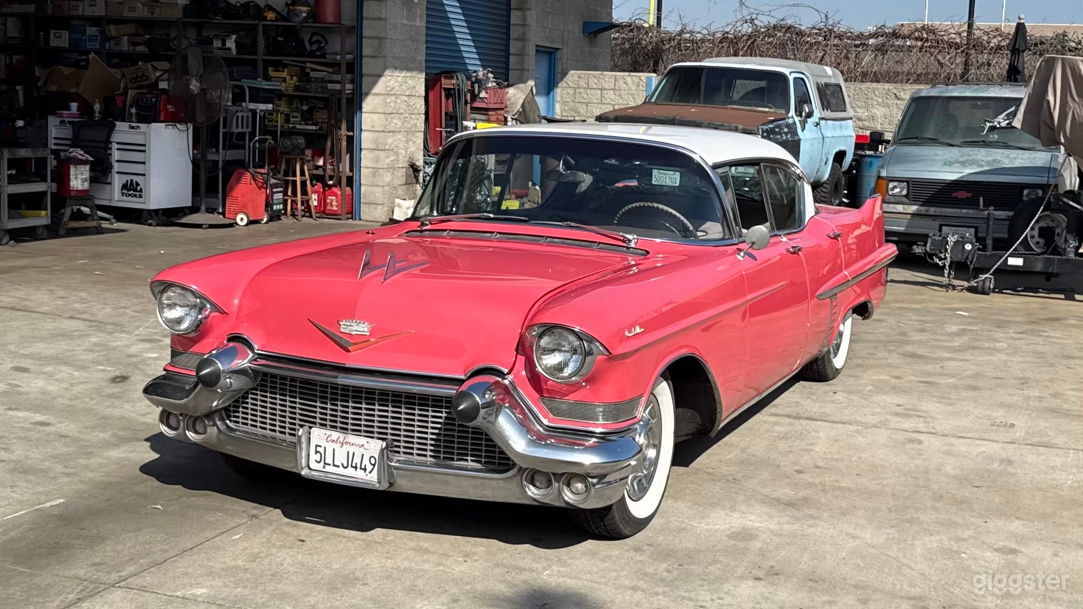 1957 Cadillac Pink 62 Series Photo 4