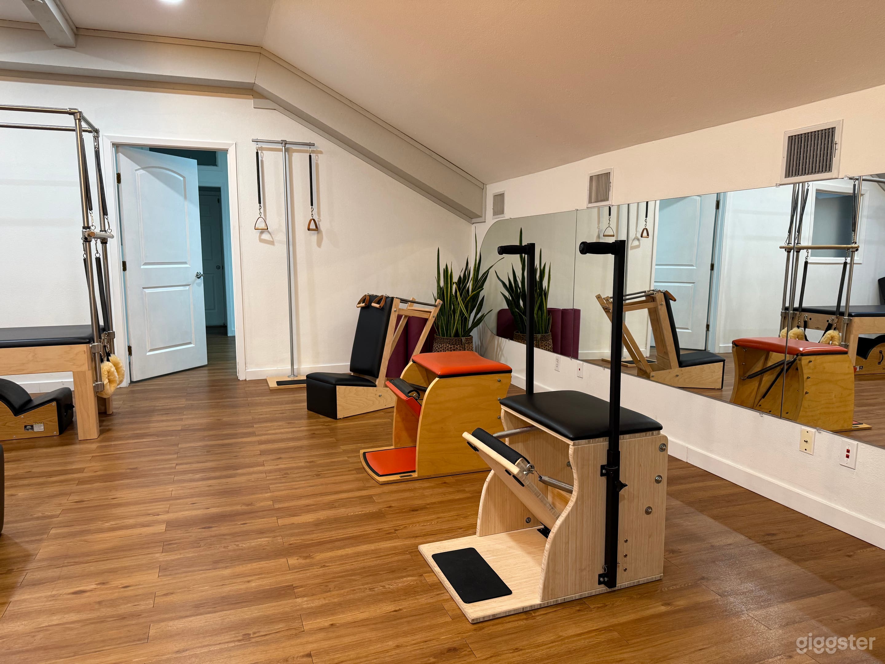Pilates Loft Dallas Texas Photo 4