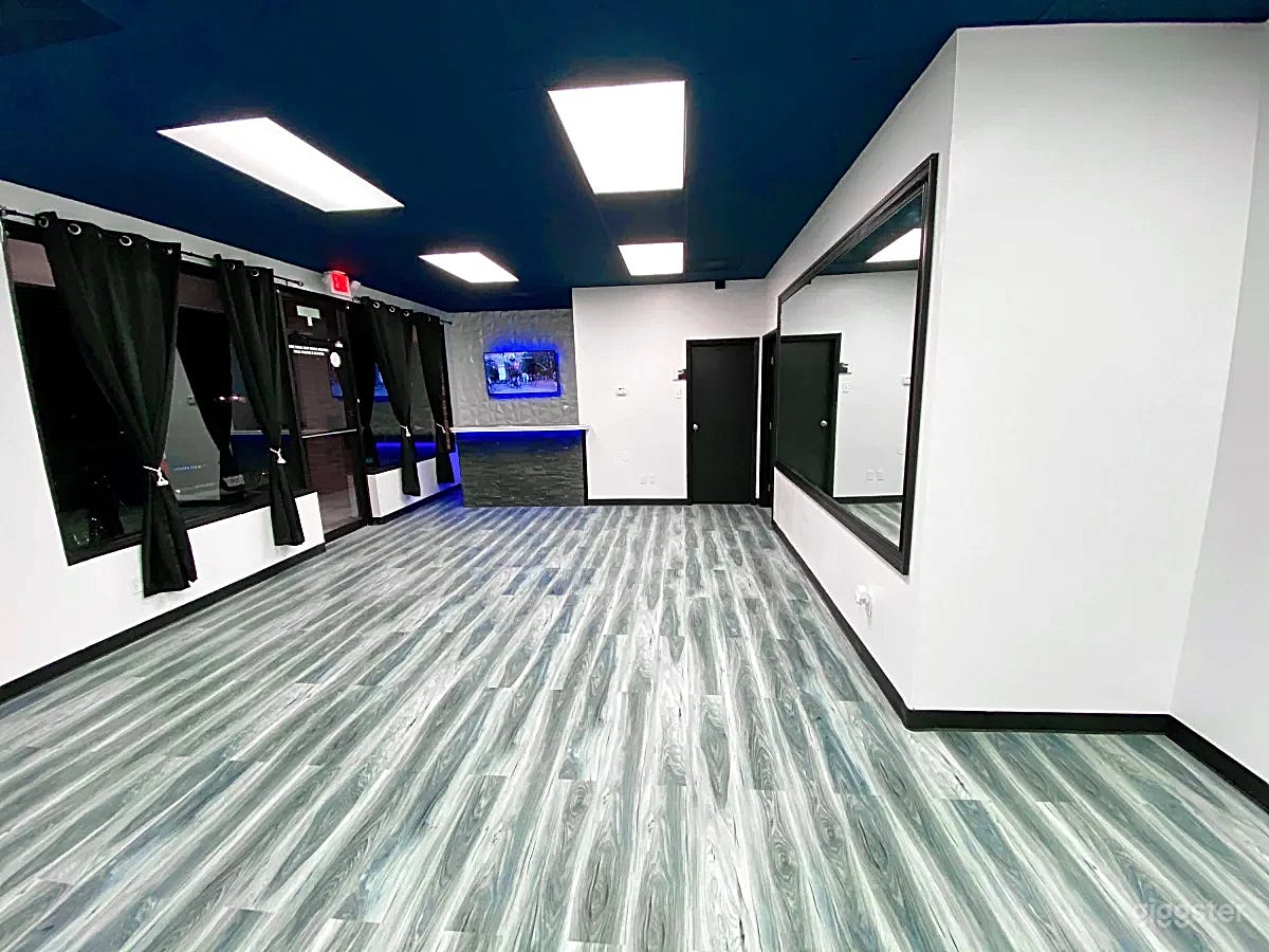 Intimate &amp; Chic Event Venue Photo 1