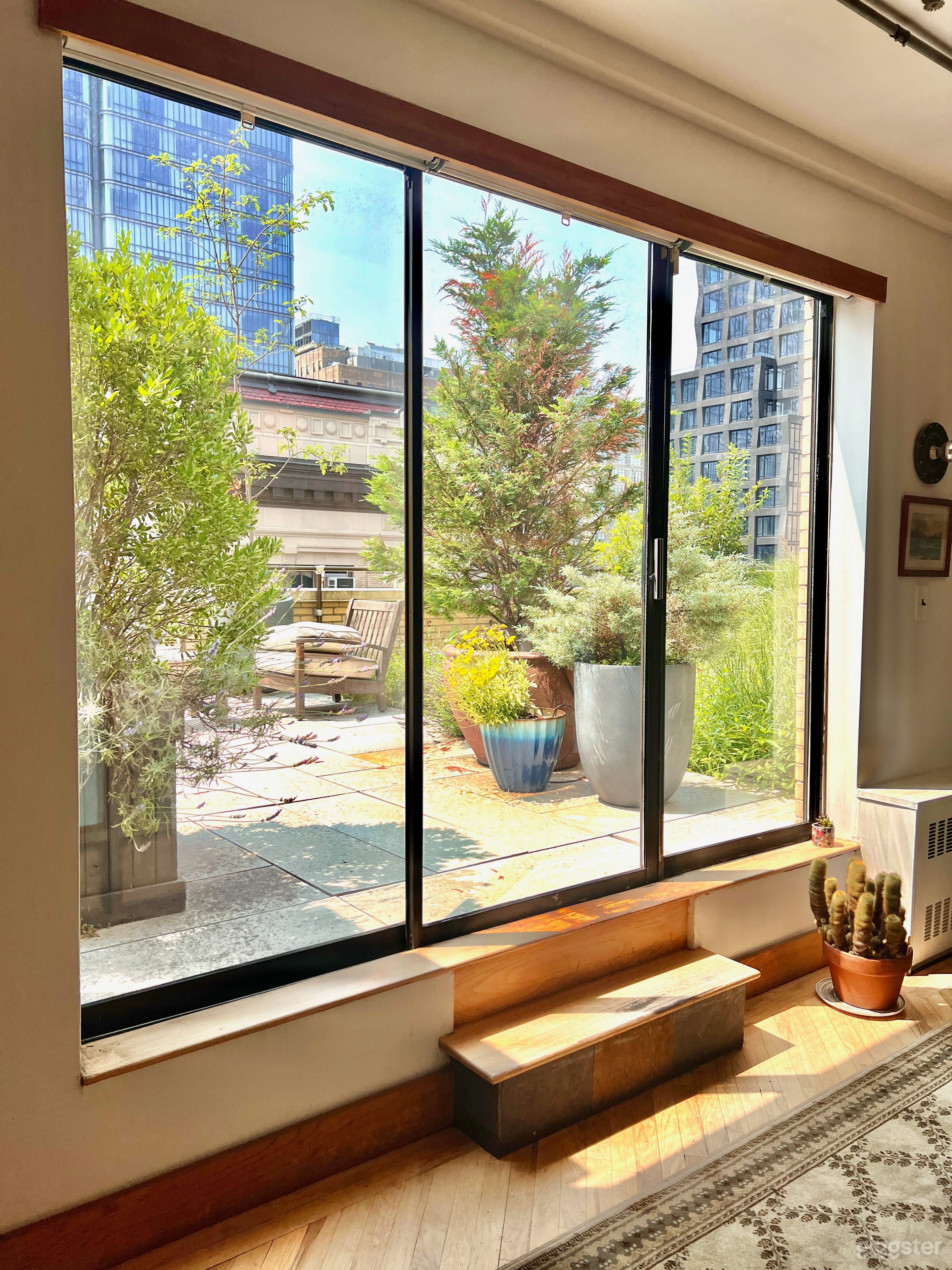 Gorgeous SoHo Rooftop Garden w/Manhattan Views Photo 4