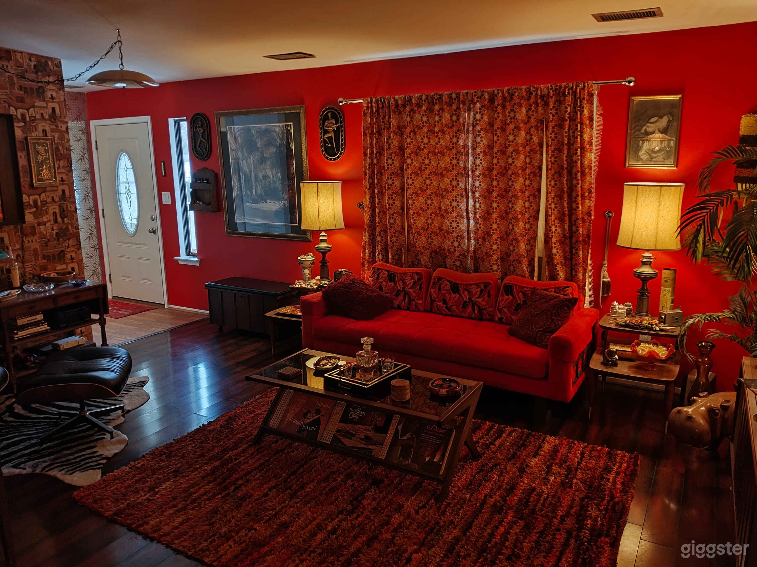 Vintage 70s living Room / 50's Kitchen Photo 4