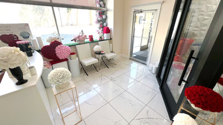  Flower shop/ High End Modern Floral Boutique  