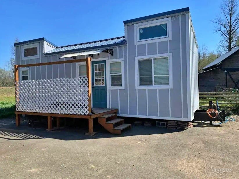 Tiny House On The Farm Photo 1