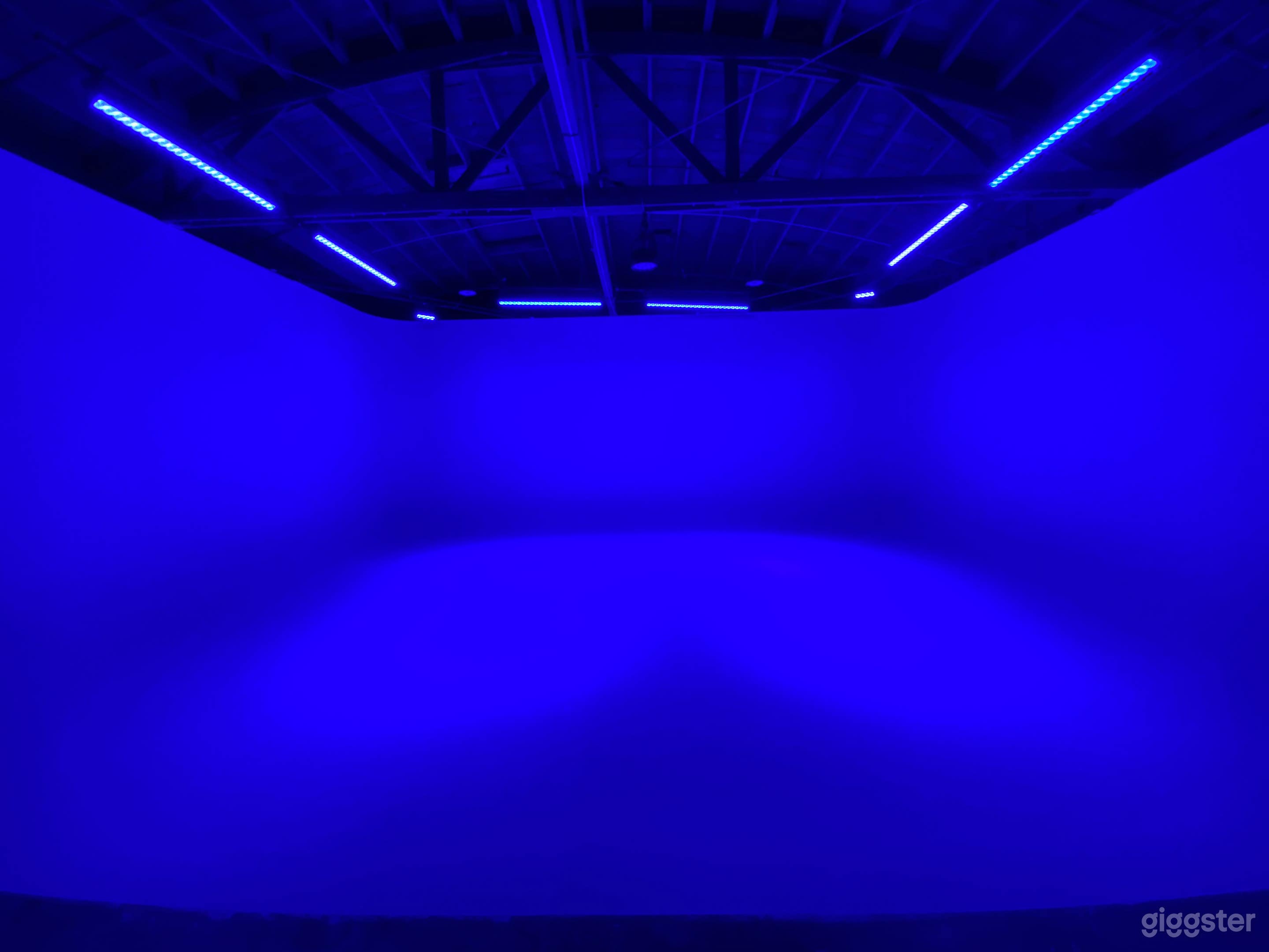  Studio near DTLA Photo 1