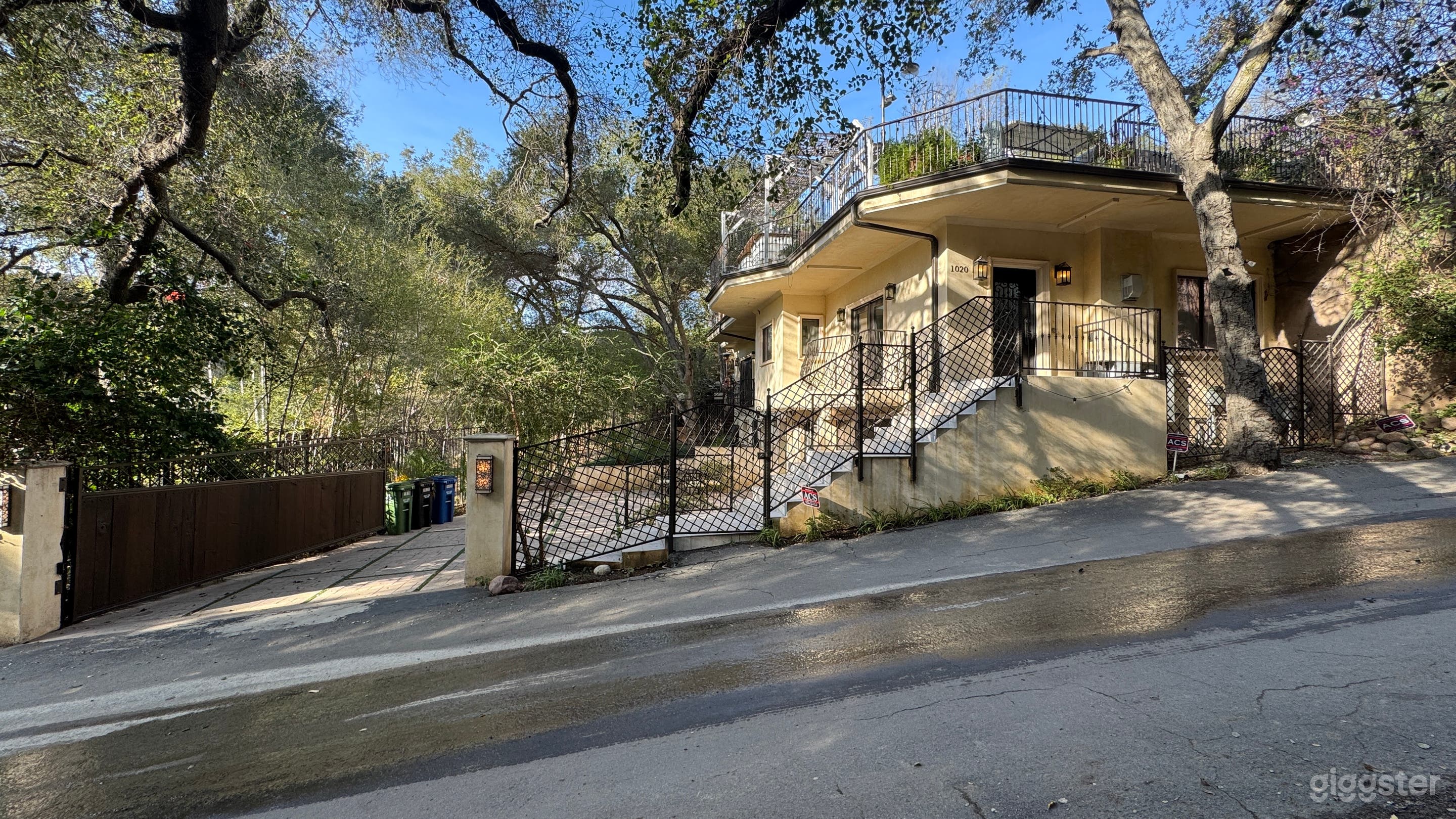 Secluded Film Friendly Bel Air Home Photo 3