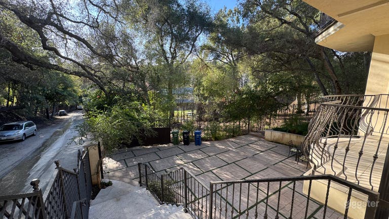  Secluded Film Friendly Bel Air Home 