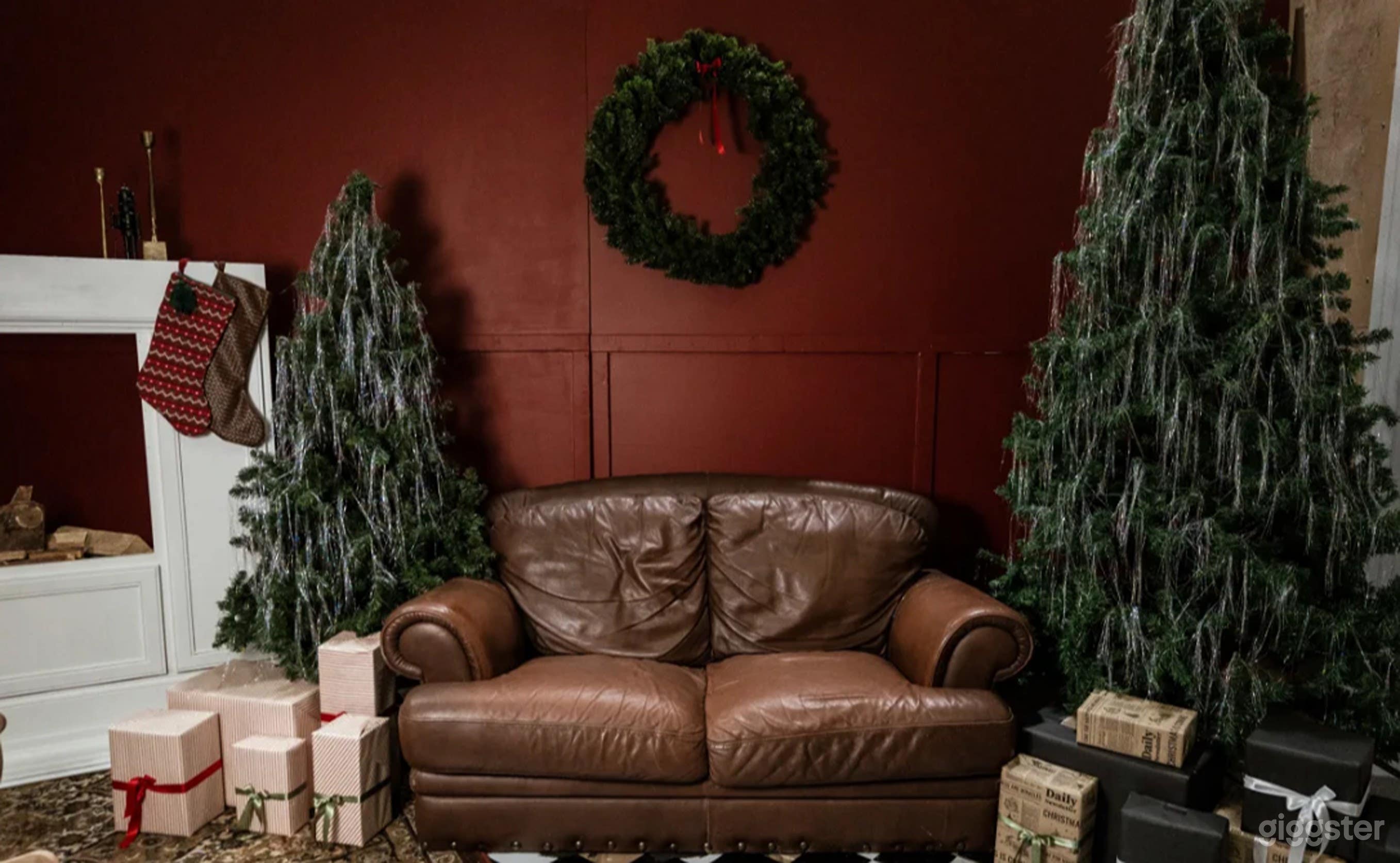 Christmas Set up with multiple areas Photo 2