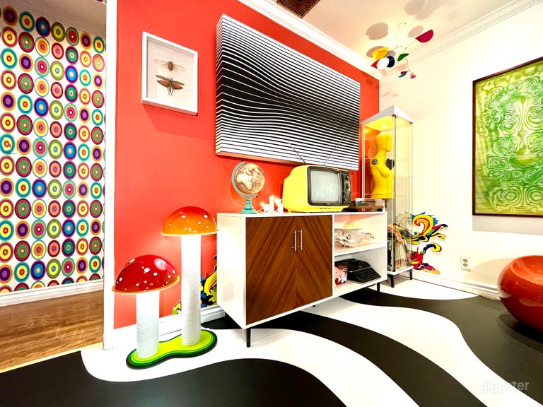  Nearly everything in the home has been made or customized by the owner himself. Mushrooms, and science play a big influence in the designs.   