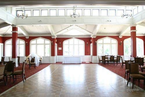 Golf club, club house, pro shop: Location 4082 Photo 4