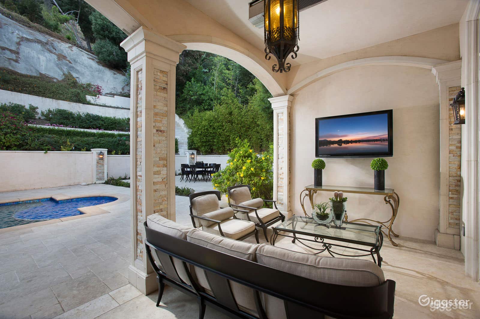 Stunning Pool in an Elegant Beverly Hills Mansion Estate Photo 2