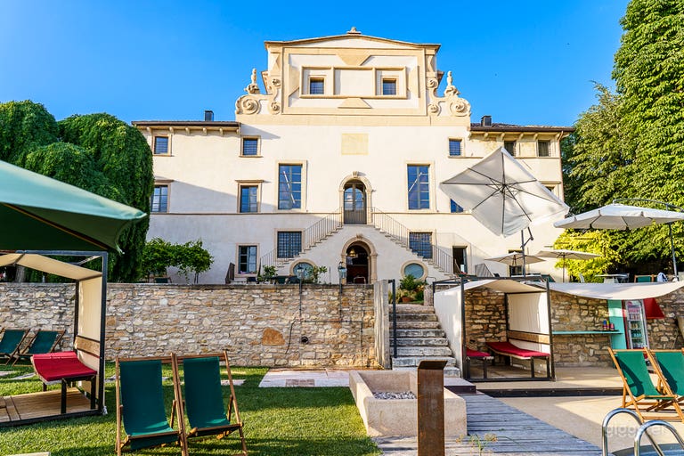  Villa di Lusso sulle Colline di Verona per Eventi, Servizi Fotografici & Prodotti 