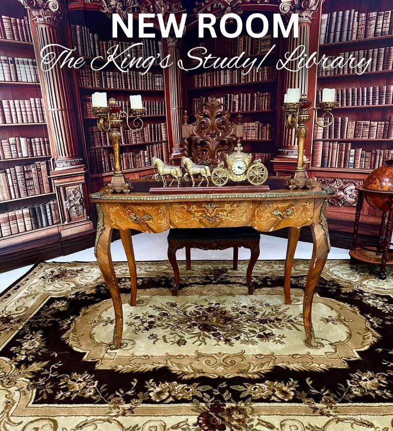  NEW ROOM- King&#x27;s Study/ Library 