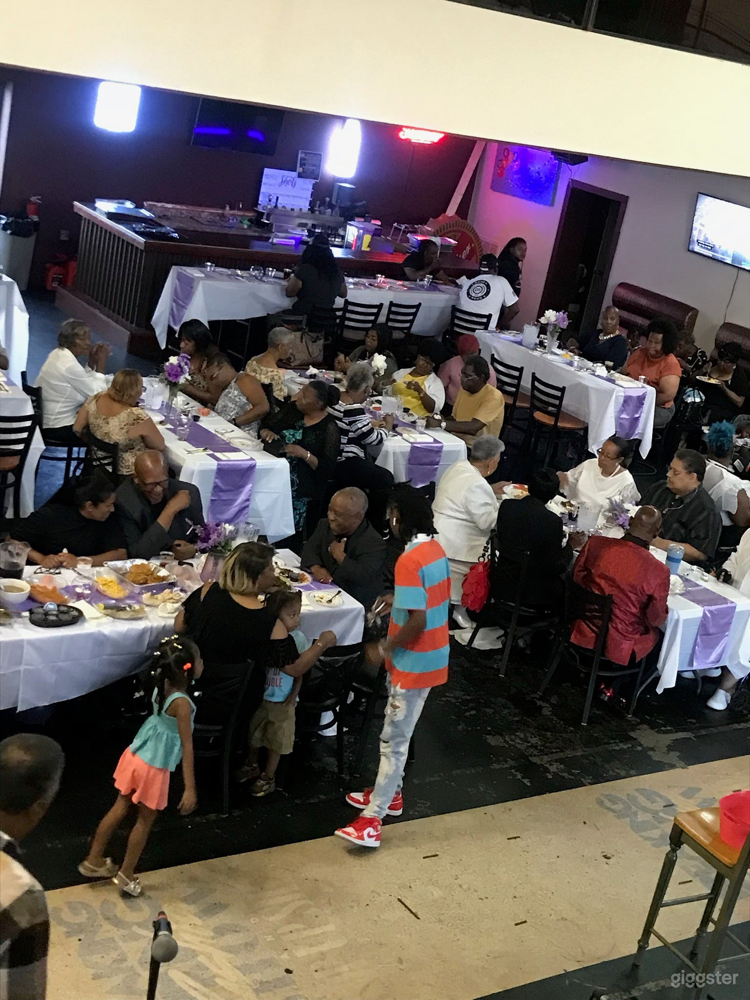 Lively Party Bar &amp; Event Venue in Goodlettsville, TN (Entire Venue) Photo 3