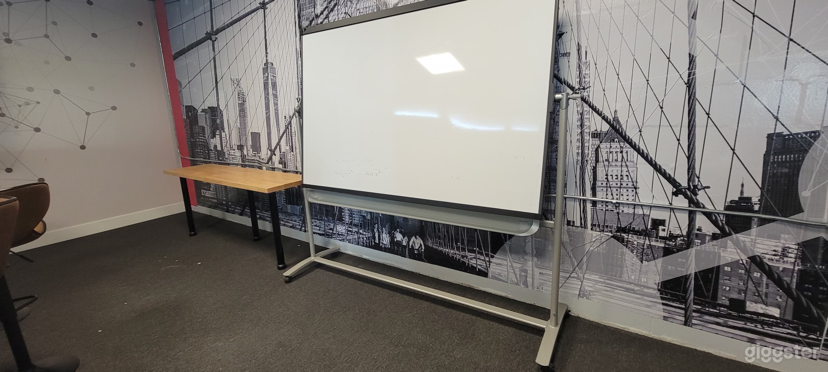 Whiteboard comes with markers for brainstorming. 