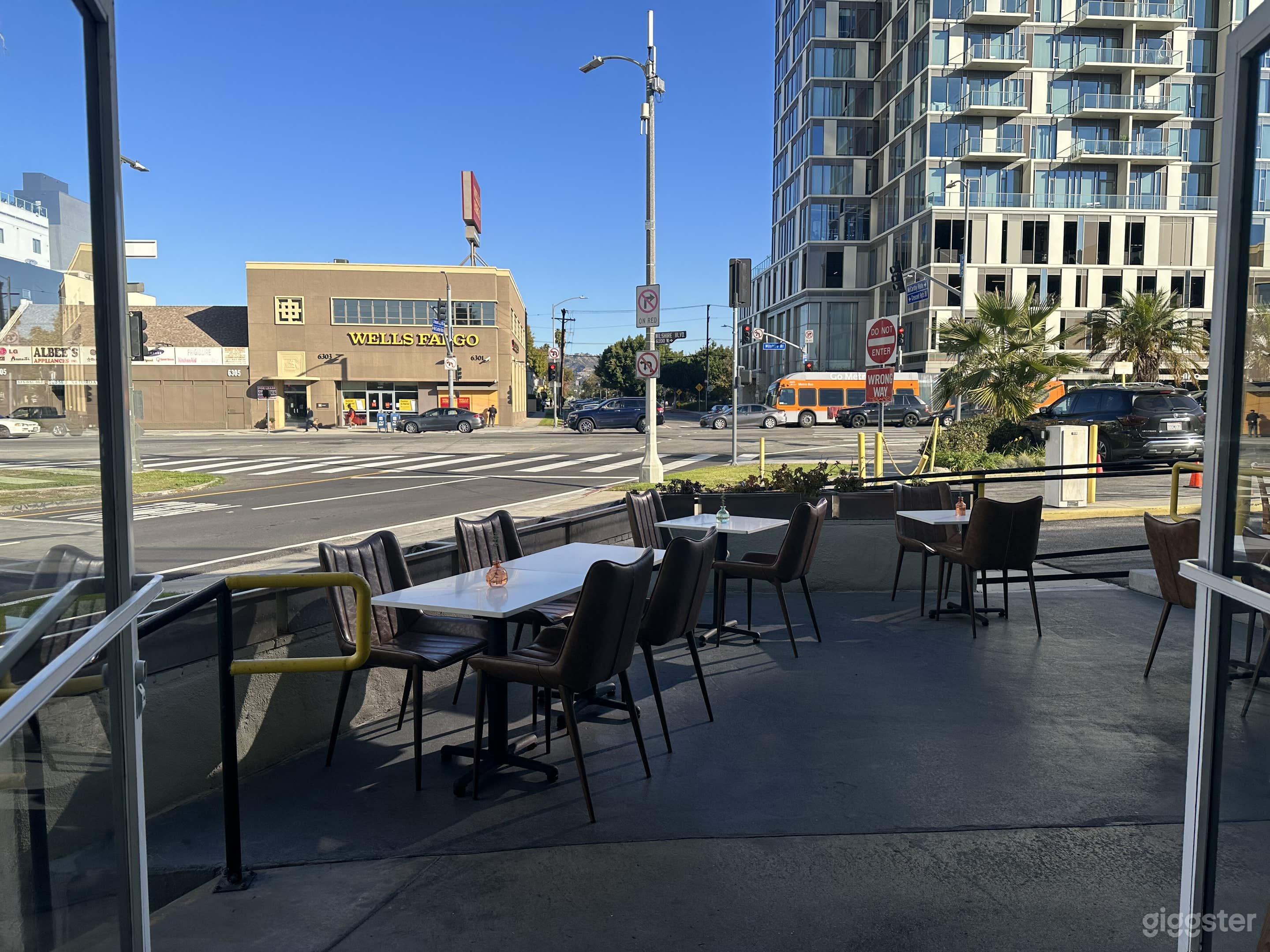 Outdoor Patio Cafe Near Me Places To Eat Outside Seating Mexican