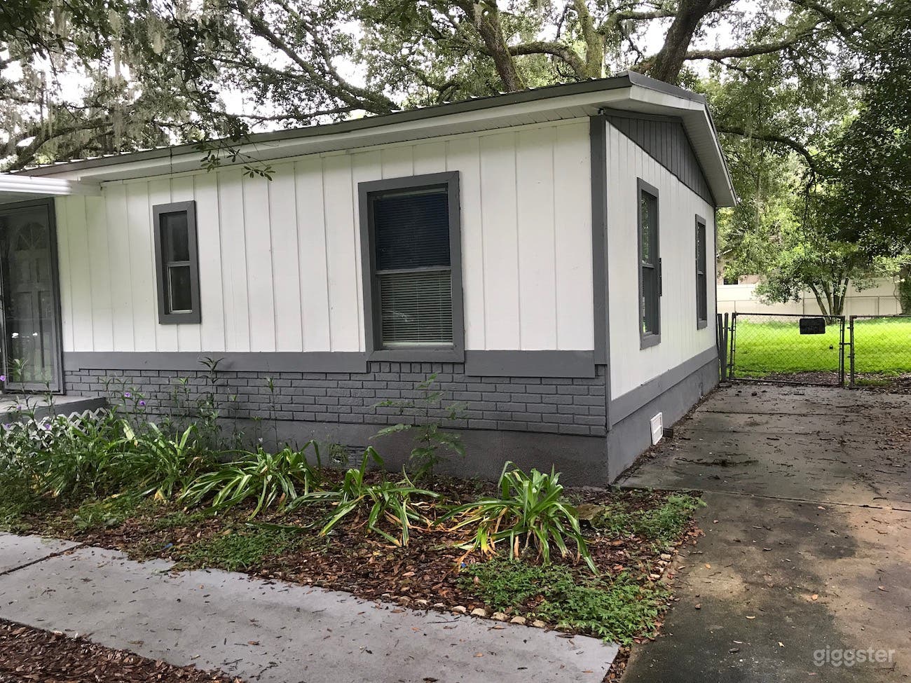 Family House Photo 4