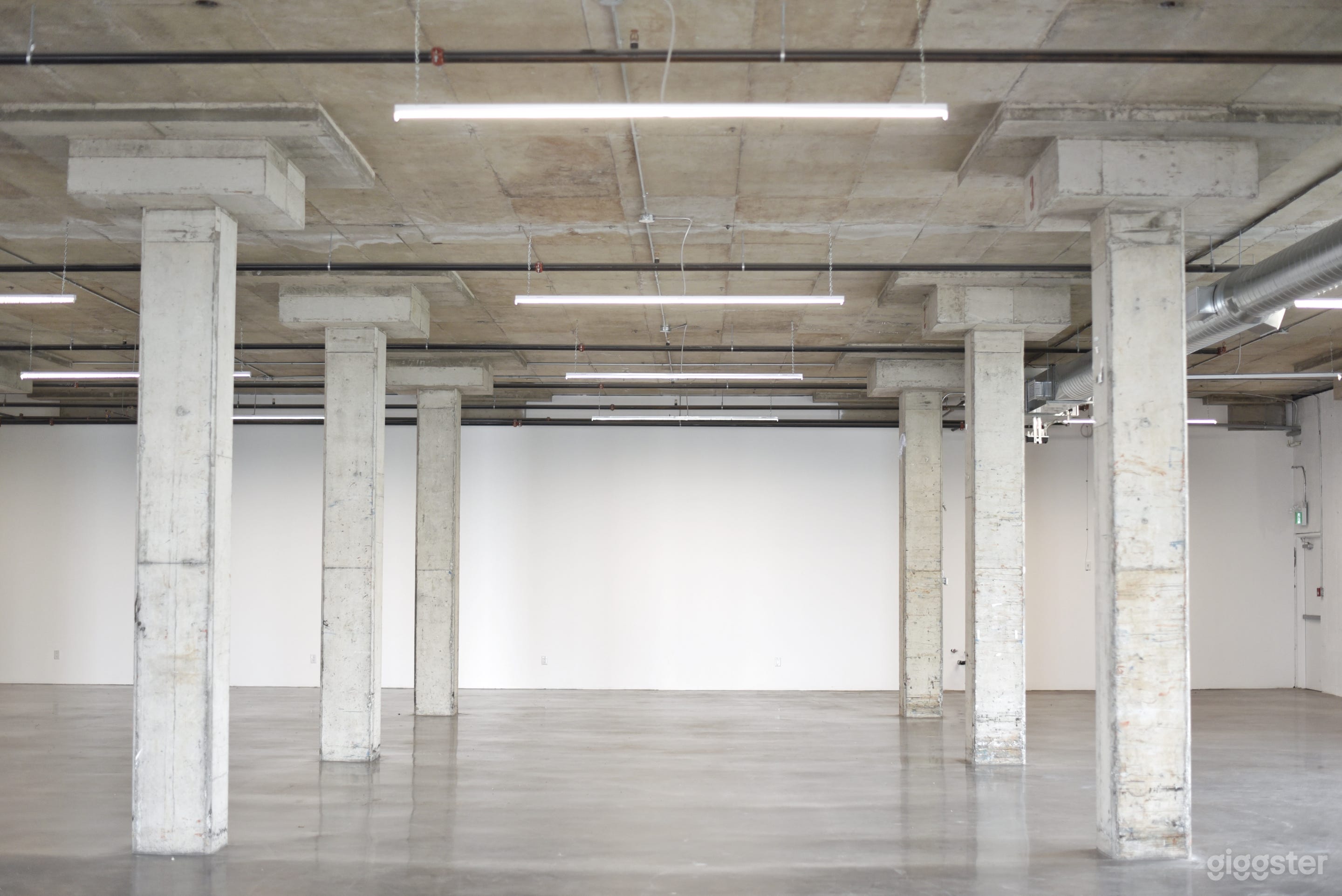 Elevated Warehouse Photo 4