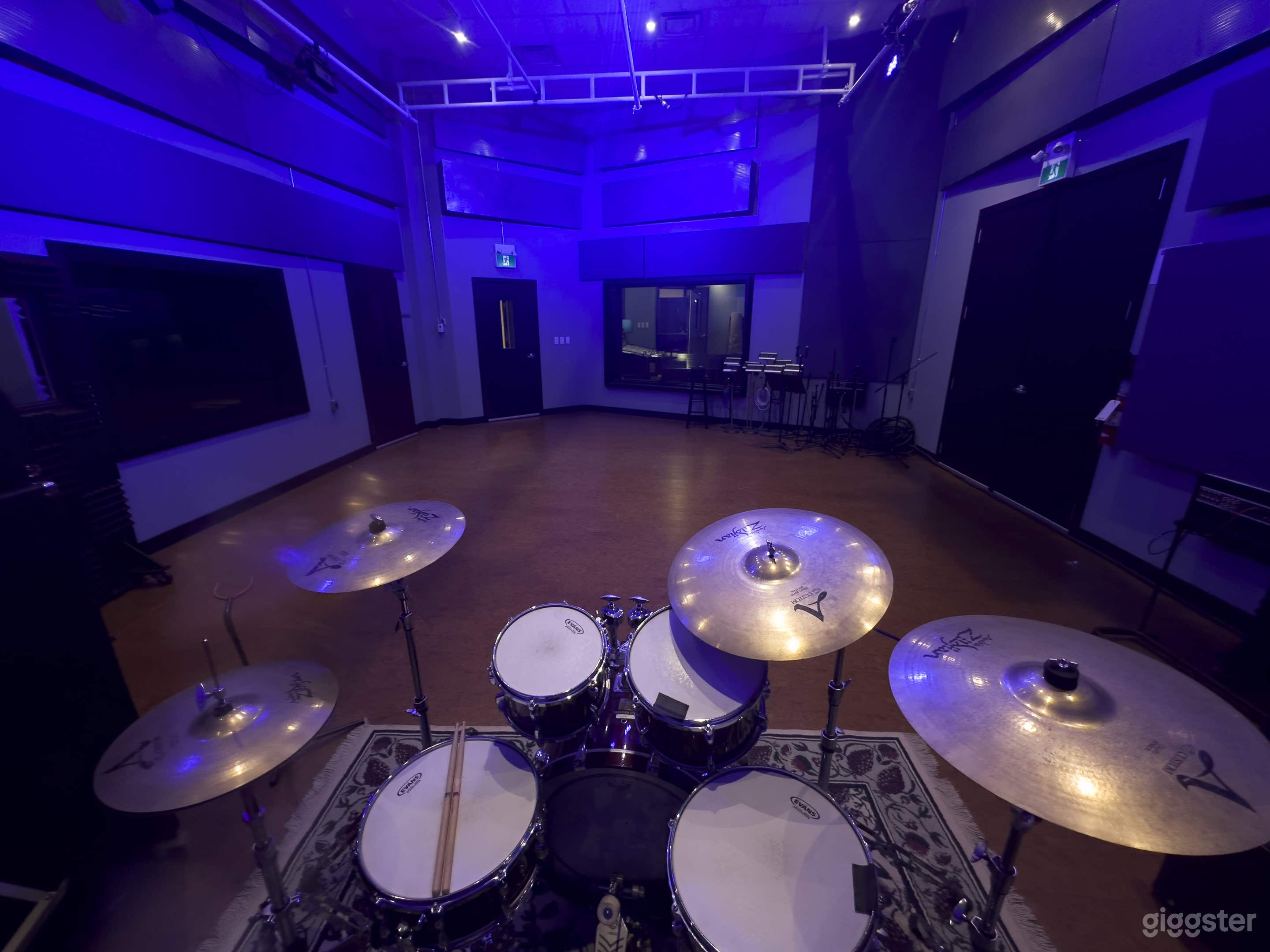Music Recording Hub: Join Toronto's thriving music scene with our state-of-the-art Live Room.