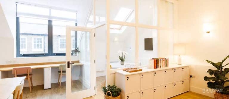  Meeting Room with AV Equipment for Presentations 