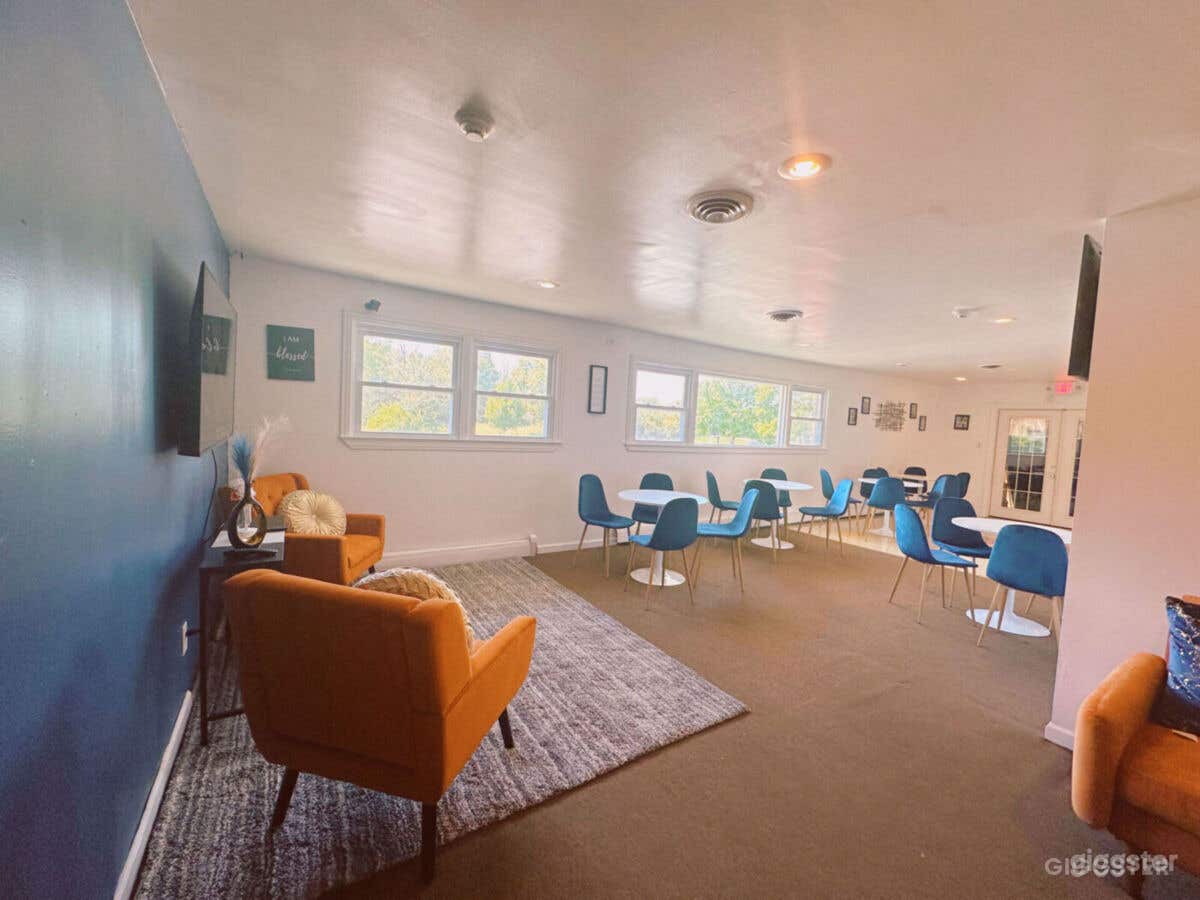 Modern Elegance ideal Space Photo 4