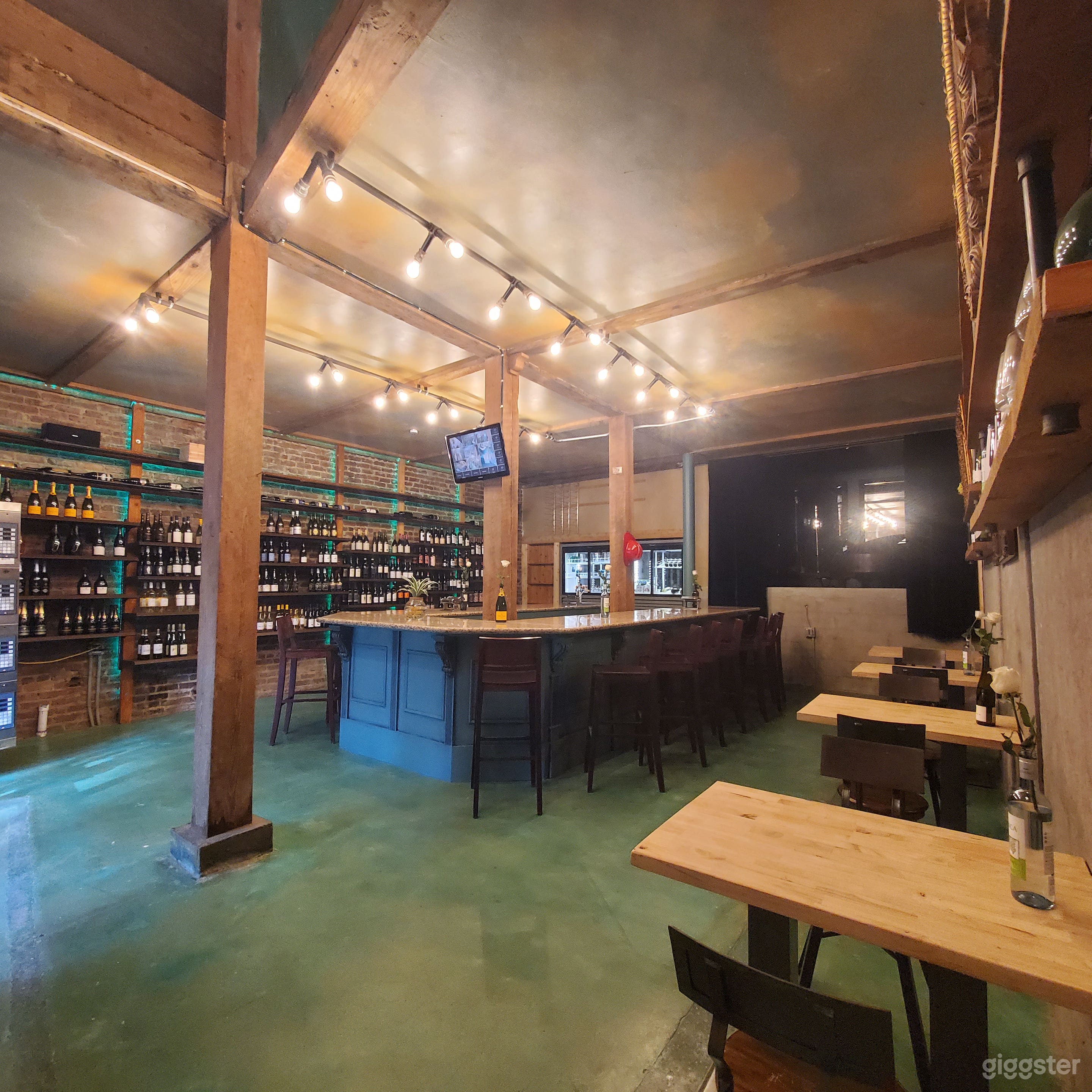 Italian Restaurant_Wine_Bar Photo 1