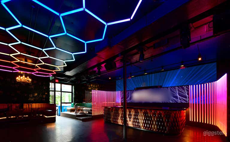  Stylish Urban Event Space in SoMA 