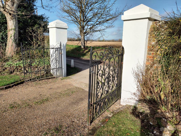  Gates 