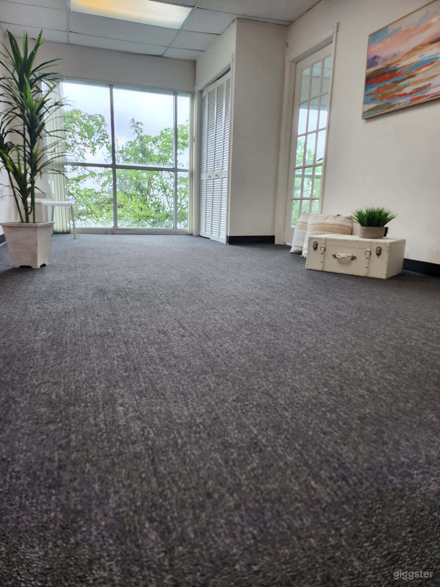 The main area ( lobby/ Reception space) 