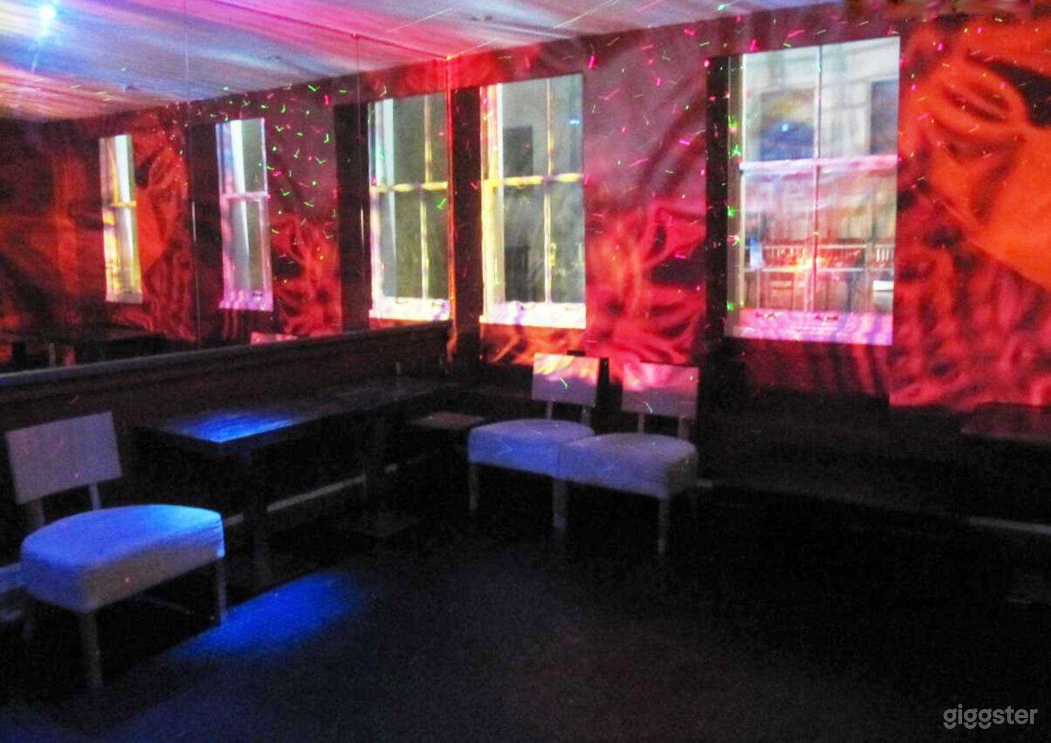 Brazen Monkey Karaoke Photo 3