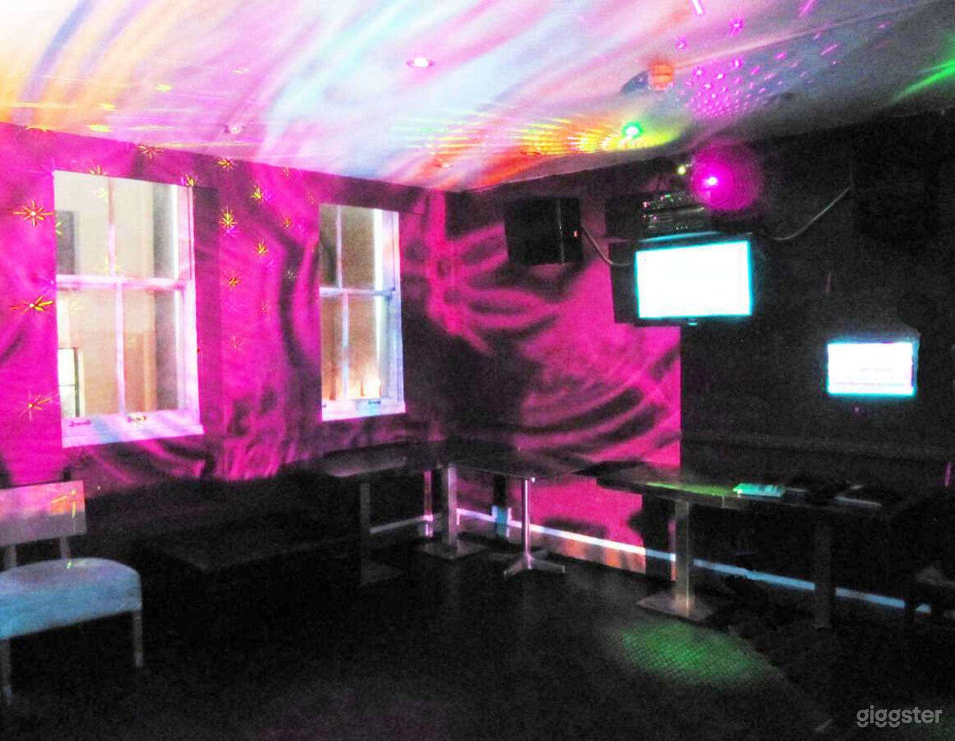 Brazen Monkey Karaoke Photo 1