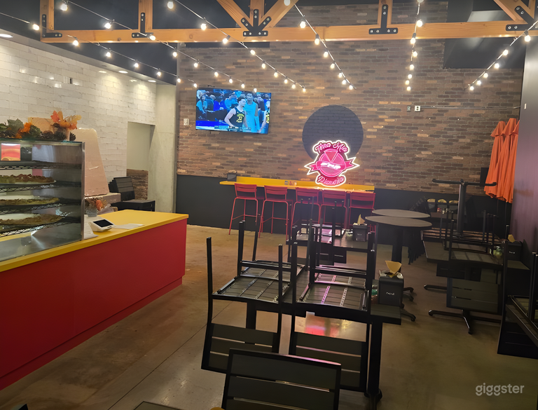  Italian Restaurant with Outdoor Seating in LA 