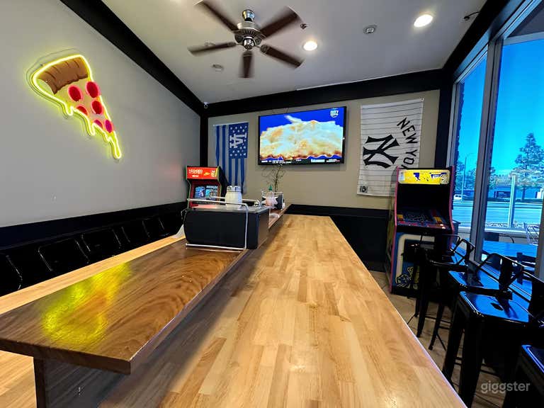  Italian Restaurant with Outdoor Seating in LA 