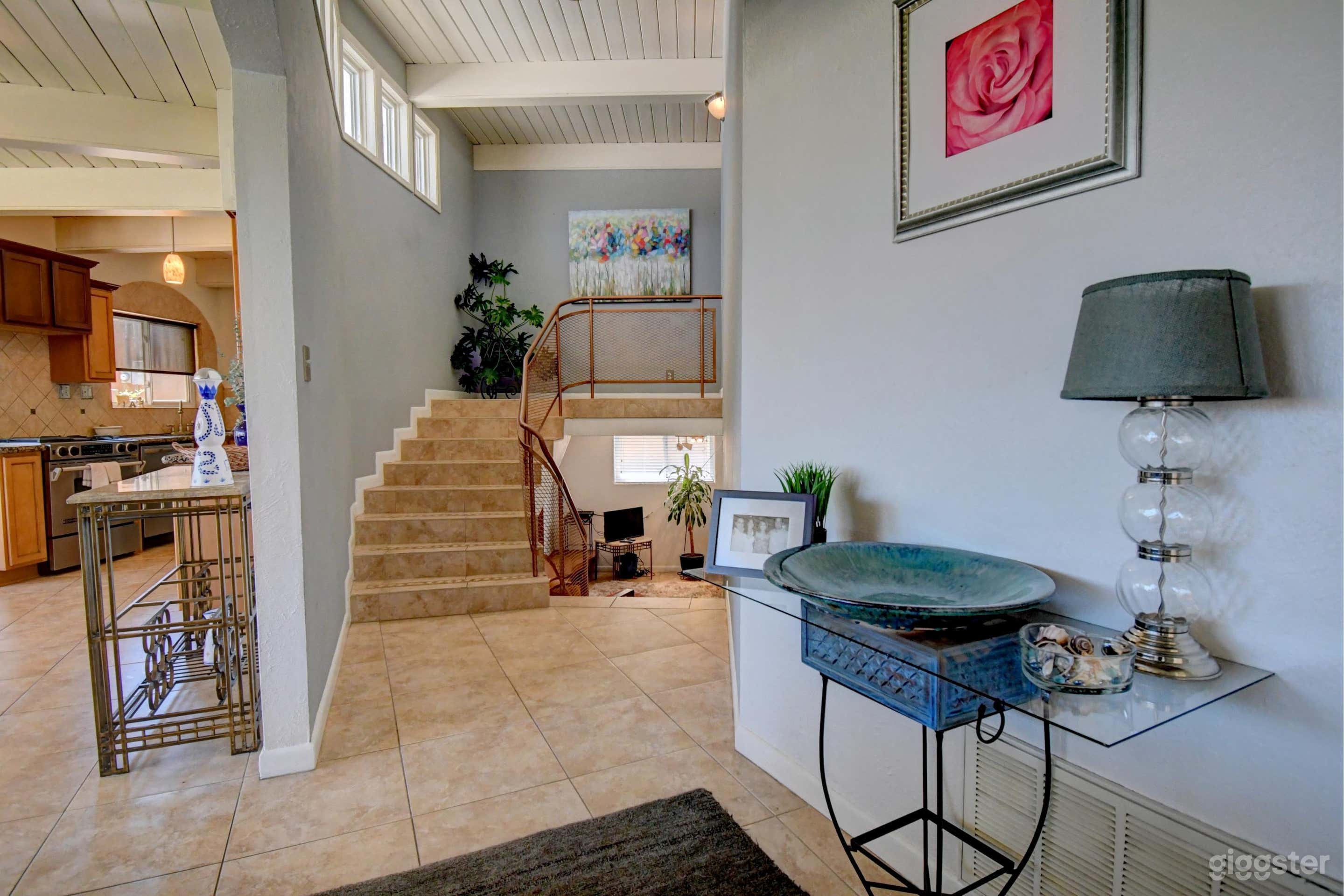 Mid-Century Modern Gem with Sandia Mountain Views Photo 4