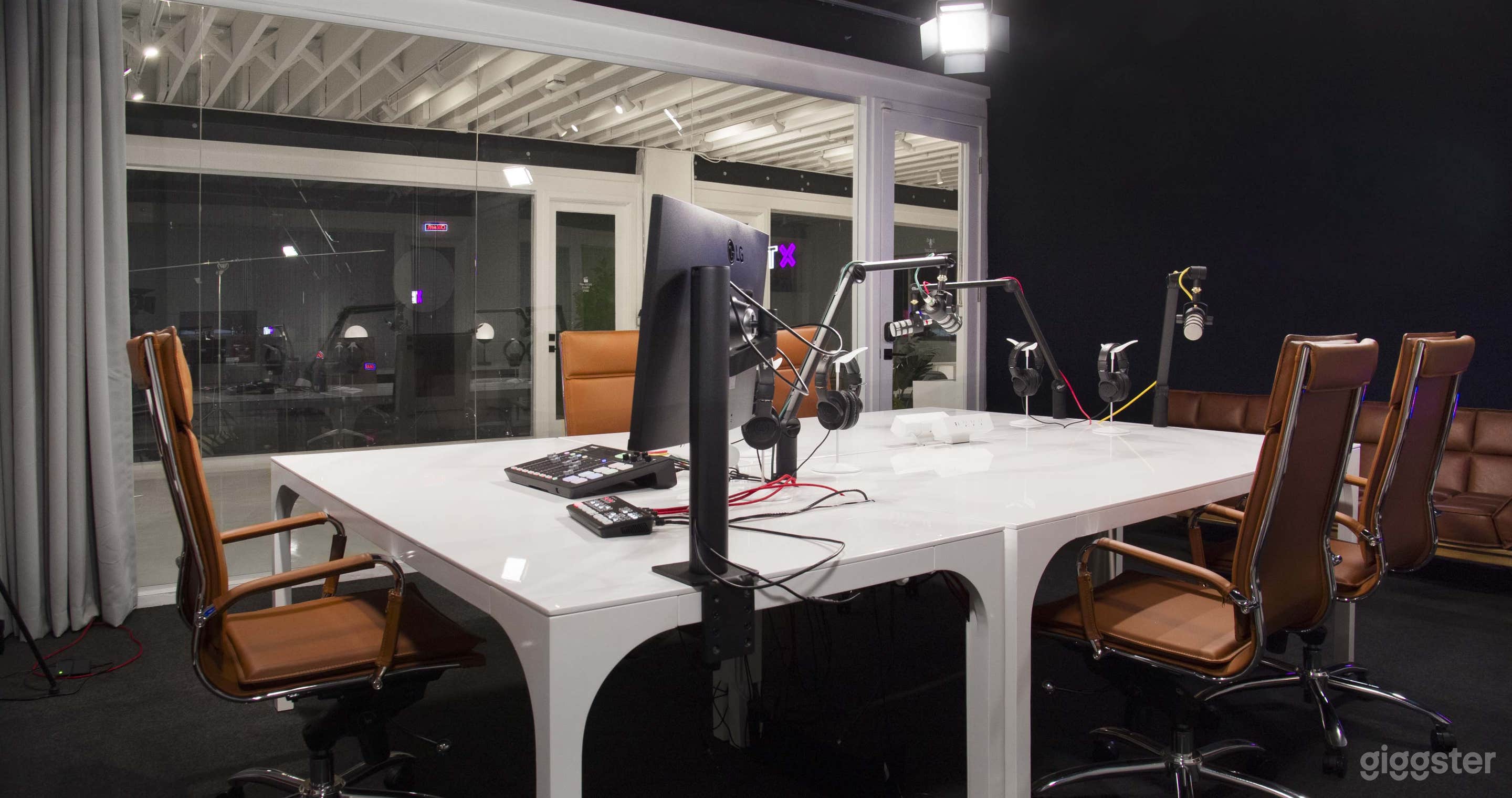 Professional, Live Stream Podcast Studio Photo 3