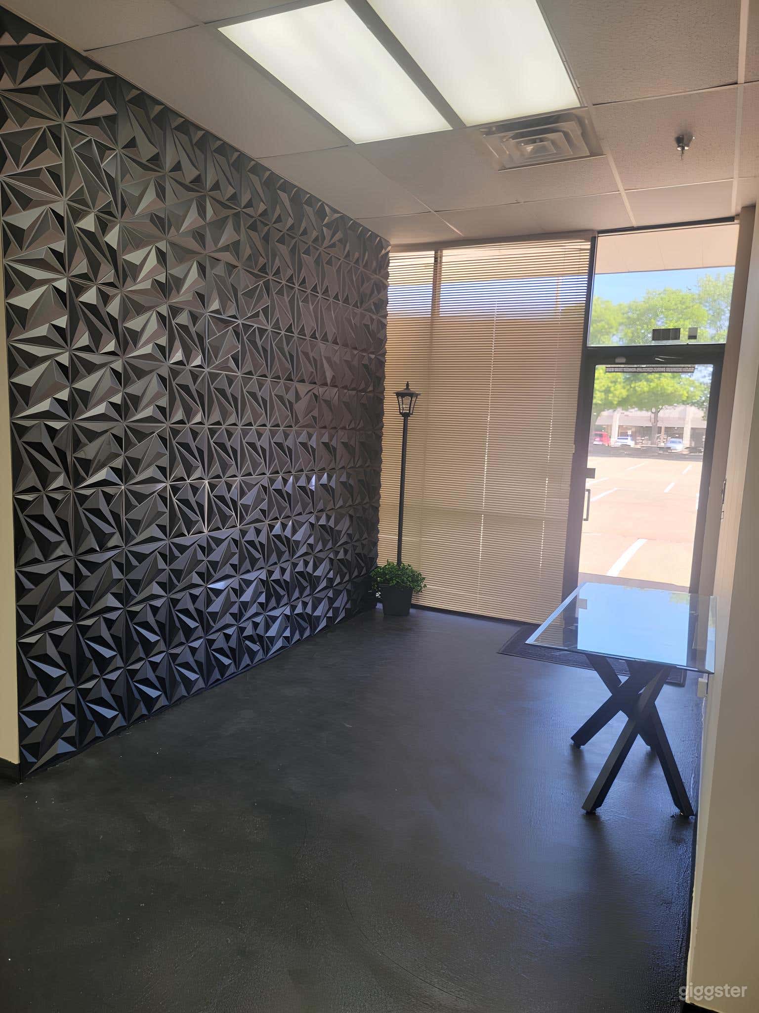 Plano Event Venue with a Brand New Vibe (Entire Space) Photo 2