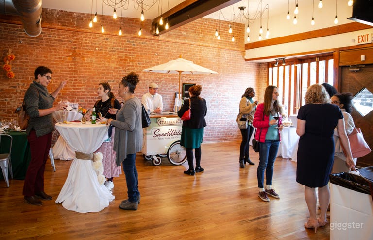  Elegant & Classy Event Venue (Buyout) 