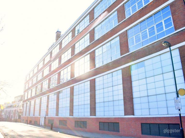  Board Room with full VC facilities in London 