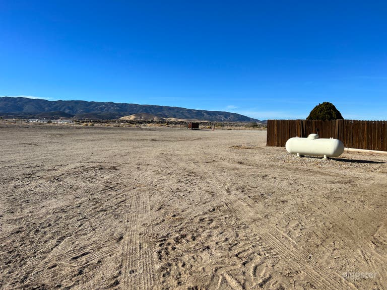  Wide open 5 acres Desert Ranch 