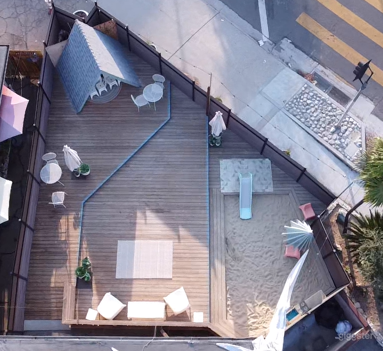 Playspace for Kids (with Indoor and Outdoor Areas) Photo 4