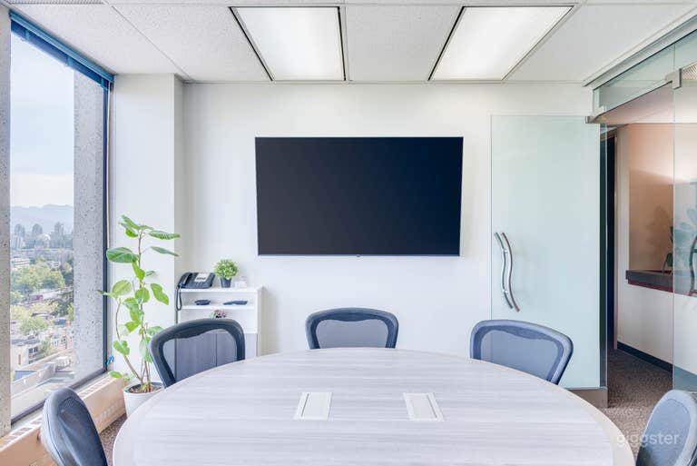  Meeting Space with False Creek & Downtown View 